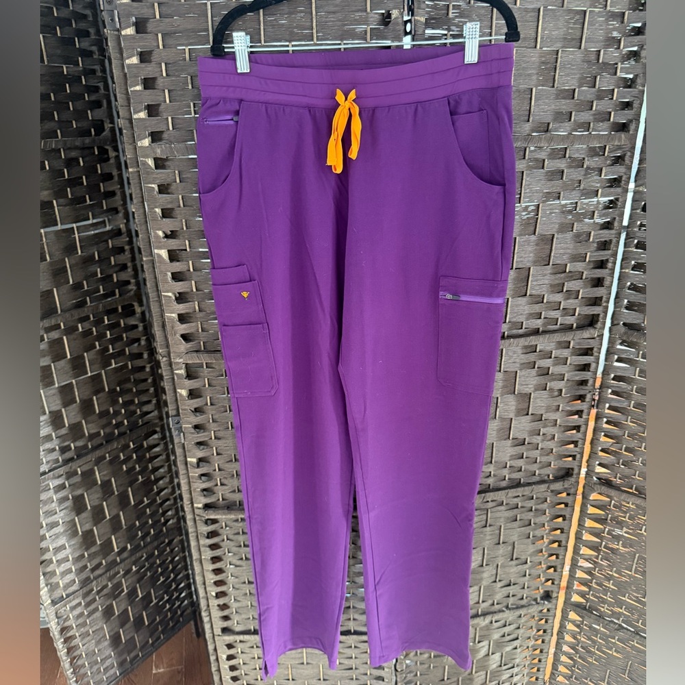 NWOT Sz L-Purple- Poppy- The Bodie